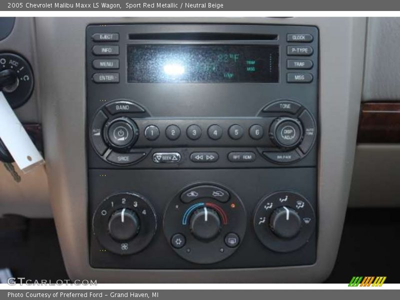 Controls of 2005 Malibu Maxx LS Wagon