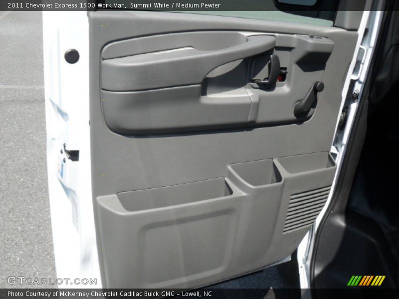 Summit White / Medium Pewter 2011 Chevrolet Express 1500 Work Van