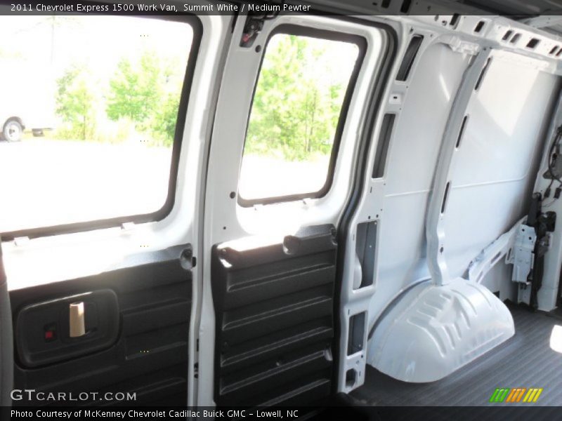 Summit White / Medium Pewter 2011 Chevrolet Express 1500 Work Van