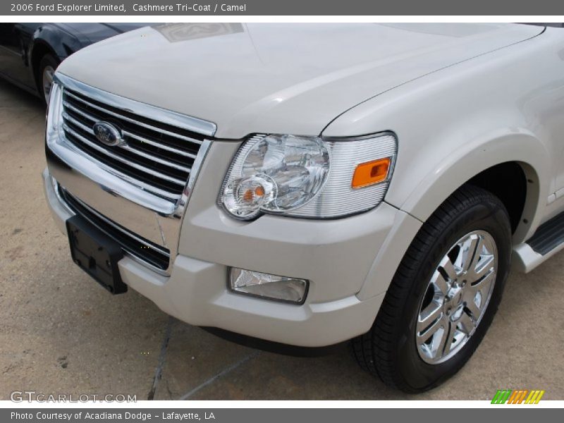 Cashmere Tri-Coat / Camel 2006 Ford Explorer Limited