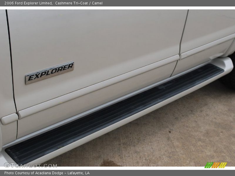 Cashmere Tri-Coat / Camel 2006 Ford Explorer Limited