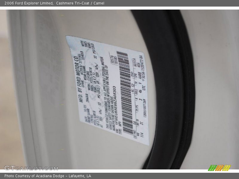 Cashmere Tri-Coat / Camel 2006 Ford Explorer Limited