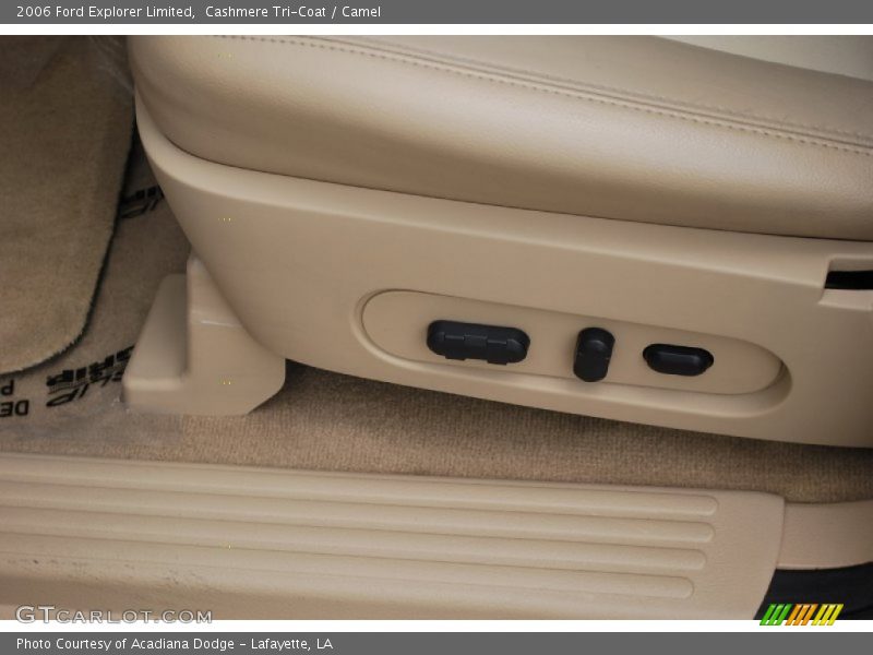 Cashmere Tri-Coat / Camel 2006 Ford Explorer Limited