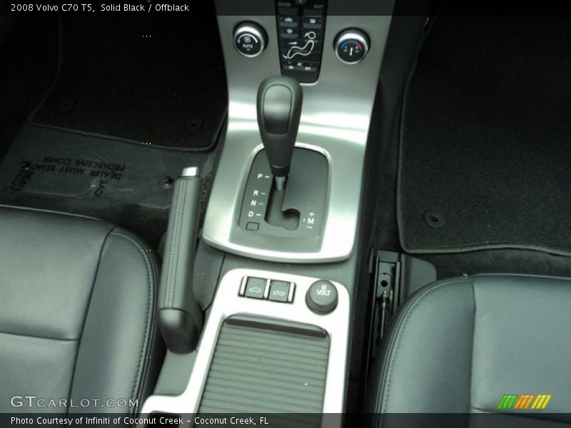 Solid Black / Offblack 2008 Volvo C70 T5