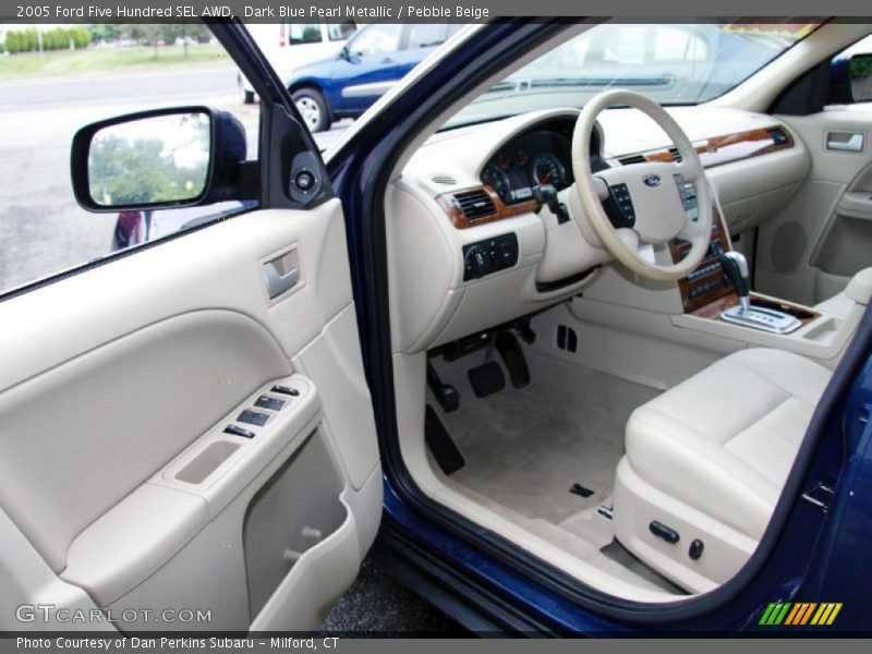  2005 Five Hundred SEL AWD Pebble Beige Interior