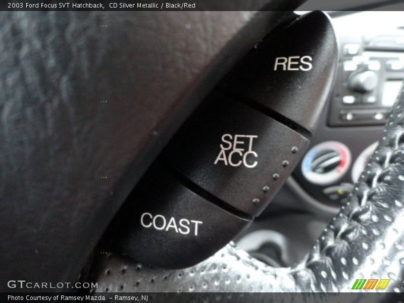Controls of 2003 Focus SVT Hatchback