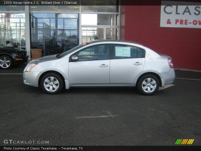 Brilliant Silver / Charcoal 2009 Nissan Sentra 2.0