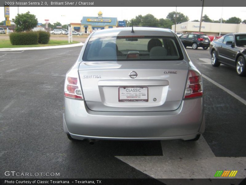 Brilliant Silver / Charcoal 2009 Nissan Sentra 2.0