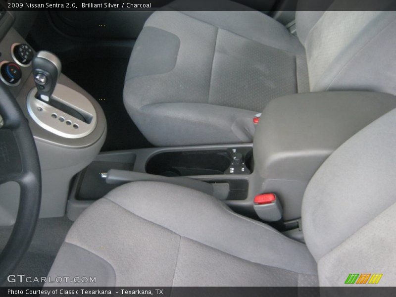 Brilliant Silver / Charcoal 2009 Nissan Sentra 2.0