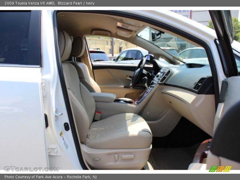 Blizzard Pearl / Ivory 2009 Toyota Venza V6 AWD