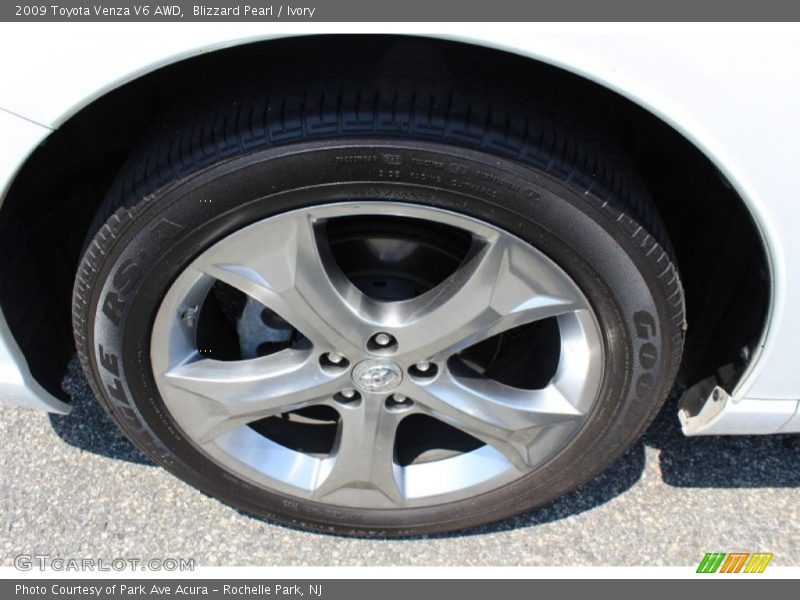 Blizzard Pearl / Ivory 2009 Toyota Venza V6 AWD