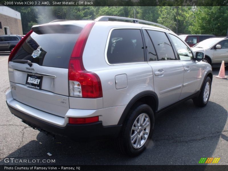 Silver Metallic / Off Black 2008 Volvo XC90 3.2 AWD