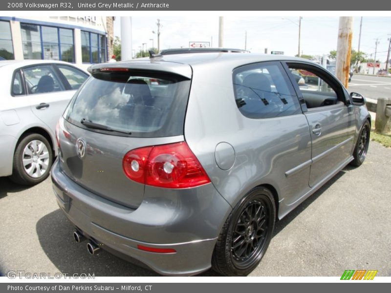 United Grey Metallic / Anthracite 2008 Volkswagen R32