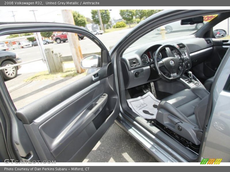 United Grey Metallic / Anthracite 2008 Volkswagen R32