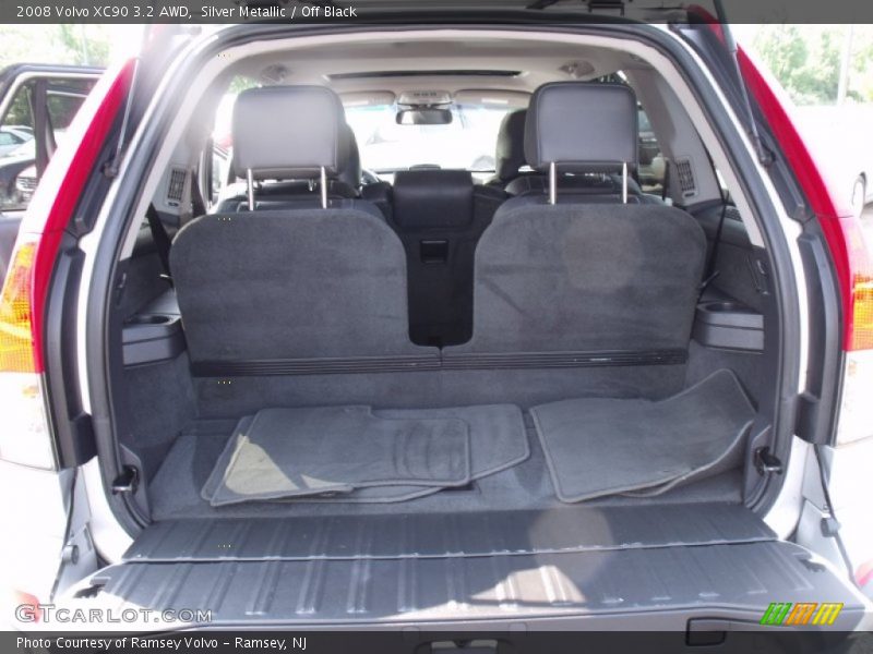 Silver Metallic / Off Black 2008 Volvo XC90 3.2 AWD