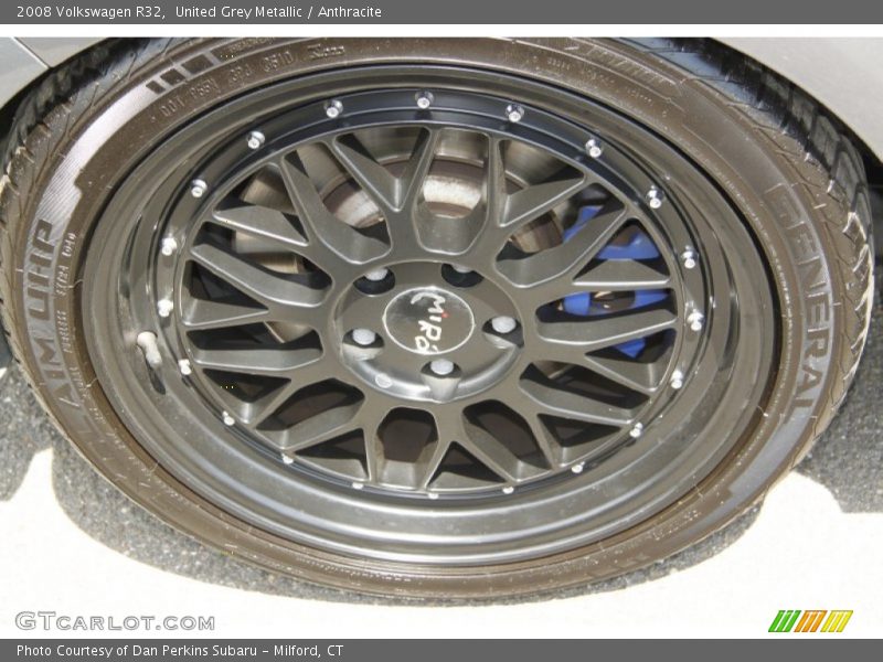 United Grey Metallic / Anthracite 2008 Volkswagen R32