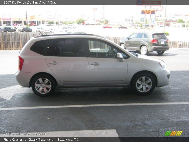 Fine Silver / Gray 2007 Kia Rondo LX