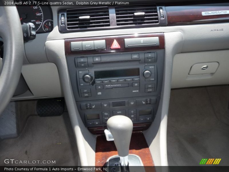 Controls of 2004 A6 2.7T S-Line quattro Sedan