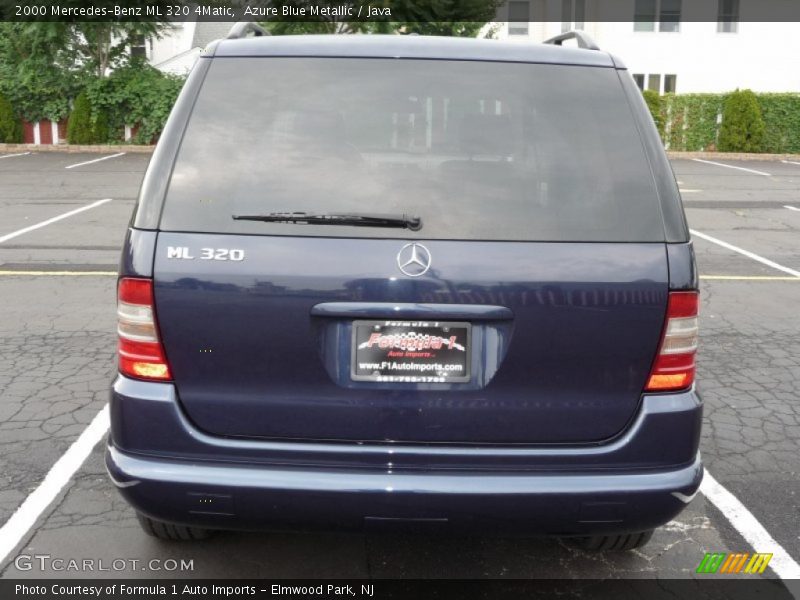 Azure Blue Metallic / Java 2000 Mercedes-Benz ML 320 4Matic
