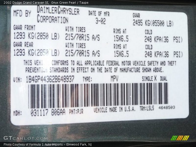 Onyx Green Pearl / Taupe 2002 Dodge Grand Caravan SE