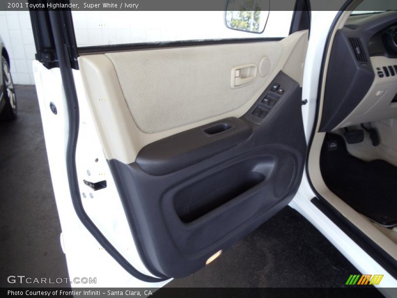 Super White / Ivory 2001 Toyota Highlander