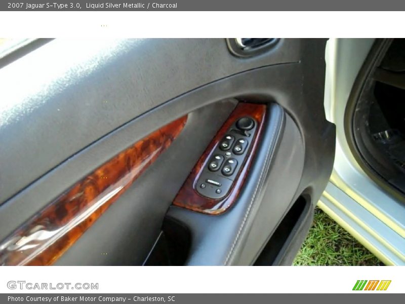 Liquid Silver Metallic / Charcoal 2007 Jaguar S-Type 3.0