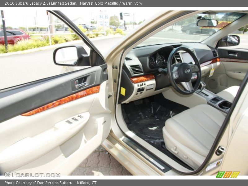 Harvest Gold Metallic / Warm Ivory 2010 Subaru Legacy 2.5i Limited Sedan