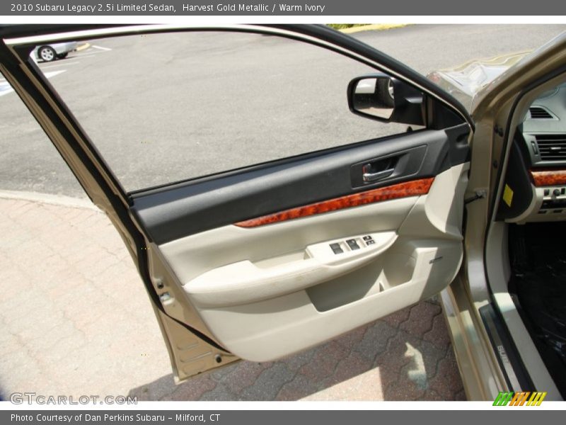 Harvest Gold Metallic / Warm Ivory 2010 Subaru Legacy 2.5i Limited Sedan