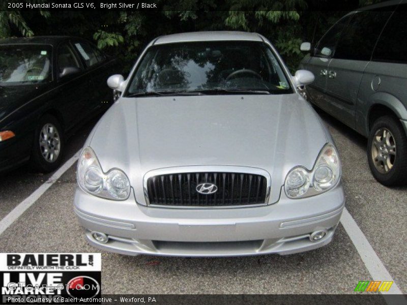 Bright Silver / Black 2005 Hyundai Sonata GLS V6