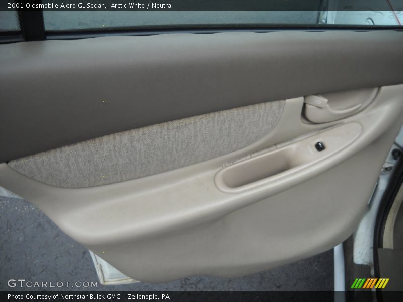 Arctic White / Neutral 2001 Oldsmobile Alero GL Sedan