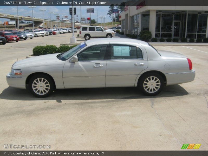 Cashmere Tri-Coat / Light Camel 2007 Lincoln Town Car Signature