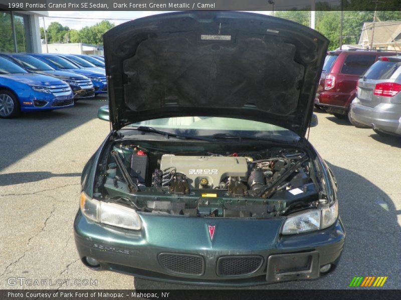 Dark Forest Green Metallic / Camel 1998 Pontiac Grand Prix SE Sedan