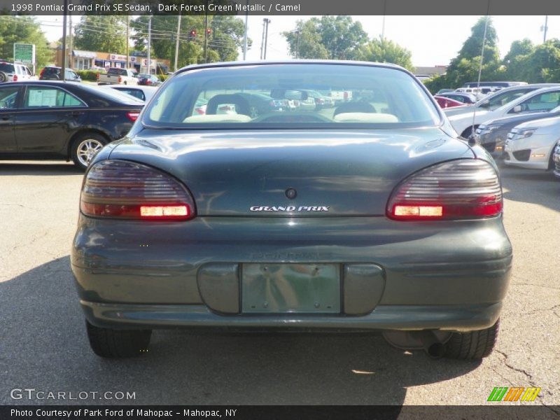 Dark Forest Green Metallic / Camel 1998 Pontiac Grand Prix SE Sedan