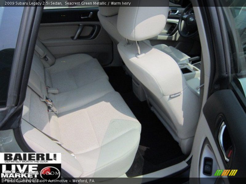 Seacrest Green Metallic / Warm Ivory 2009 Subaru Legacy 2.5i Sedan