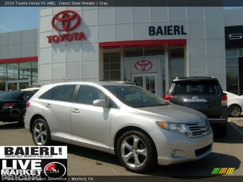 Classic Silver Metallic / Gray 2010 Toyota Venza V6 AWD
