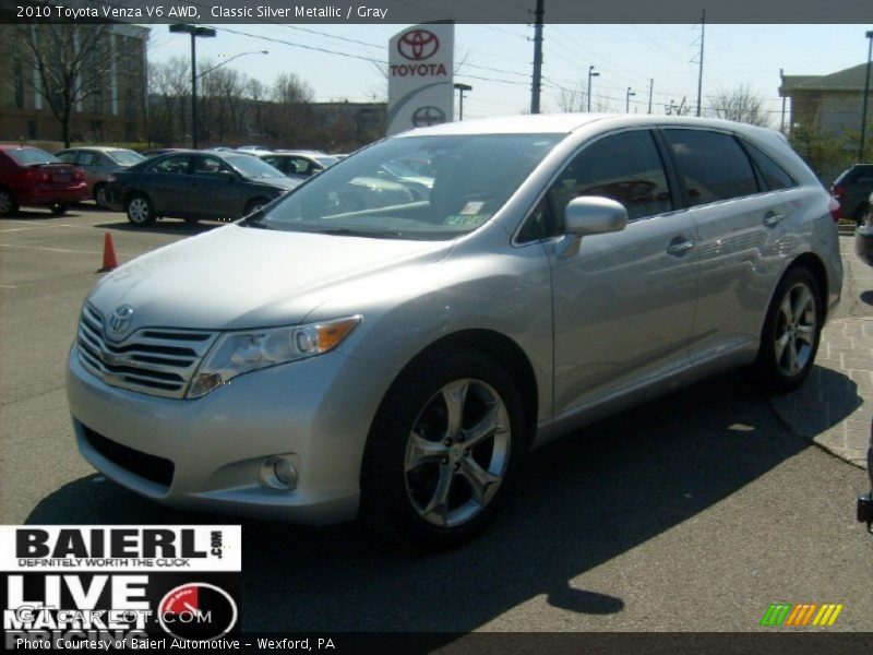 Classic Silver Metallic / Gray 2010 Toyota Venza V6 AWD