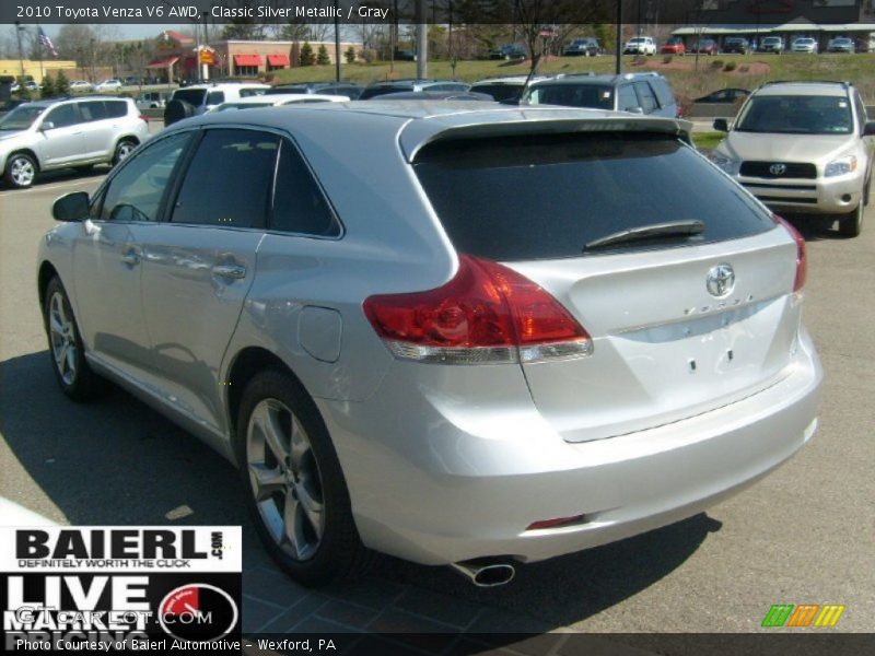 Classic Silver Metallic / Gray 2010 Toyota Venza V6 AWD