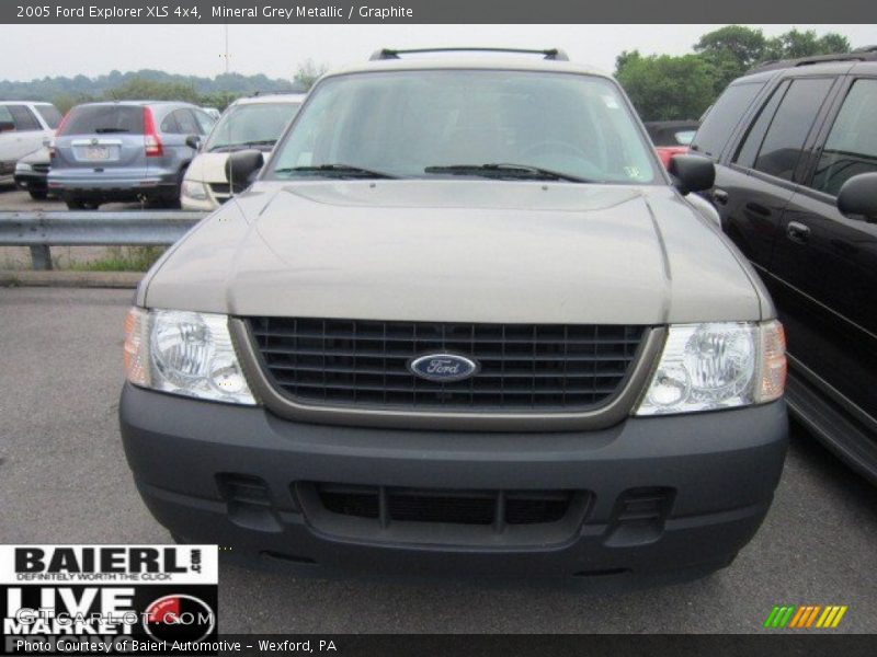 Mineral Grey Metallic / Graphite 2005 Ford Explorer XLS 4x4