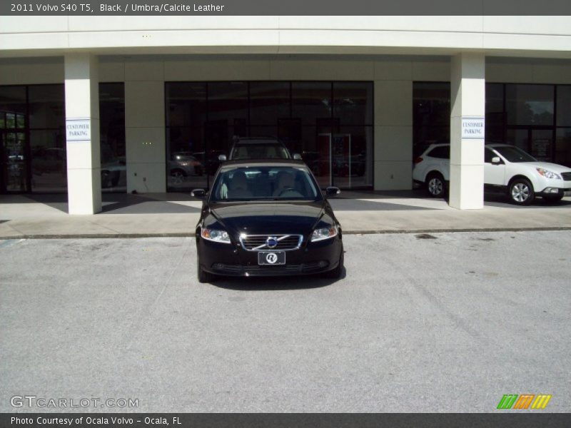 Black / Umbra/Calcite Leather 2011 Volvo S40 T5