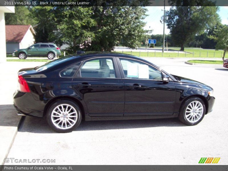 Black / Umbra/Calcite Leather 2011 Volvo S40 T5