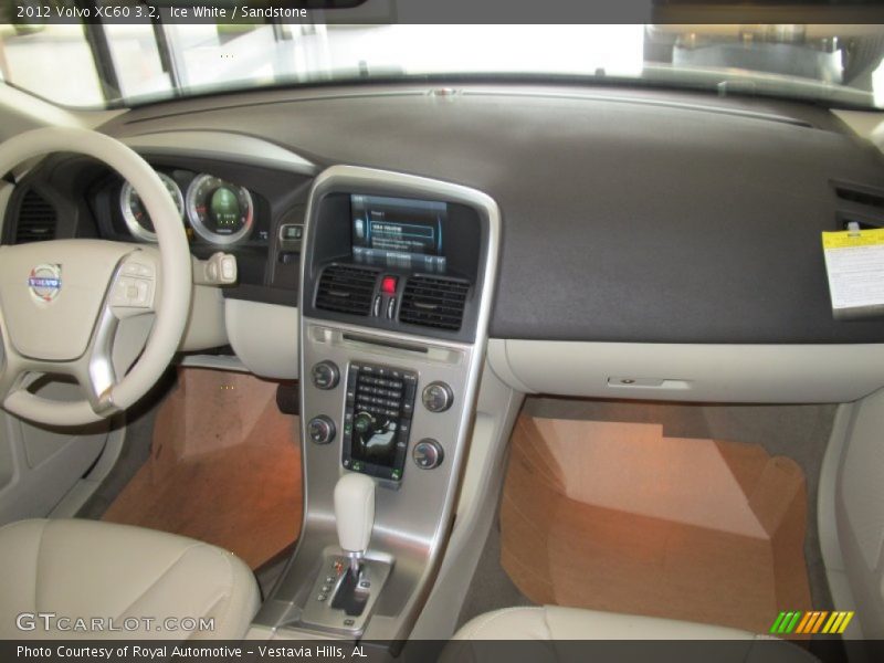 Ice White / Sandstone 2012 Volvo XC60 3.2