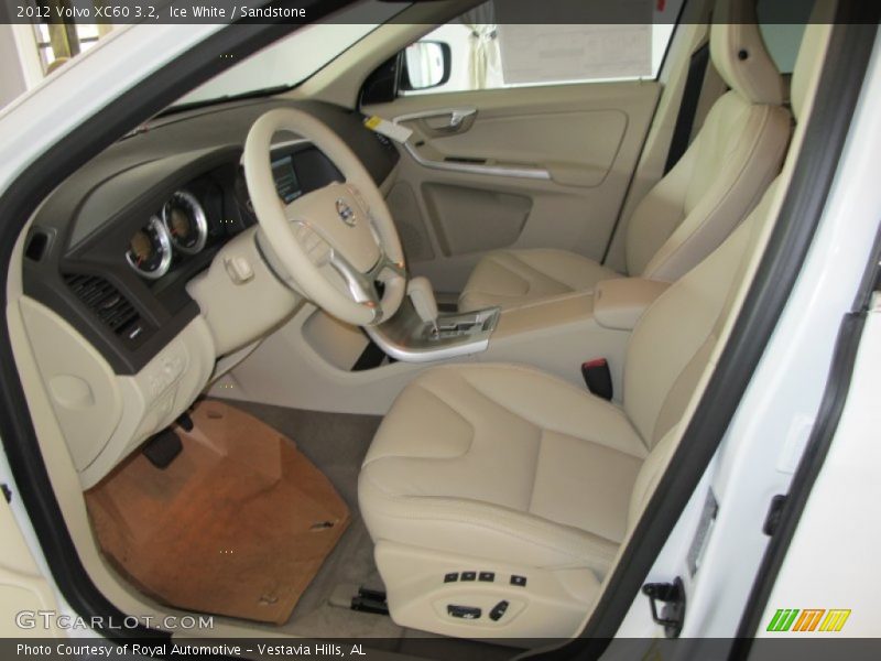  2012 XC60 3.2 Sandstone Interior