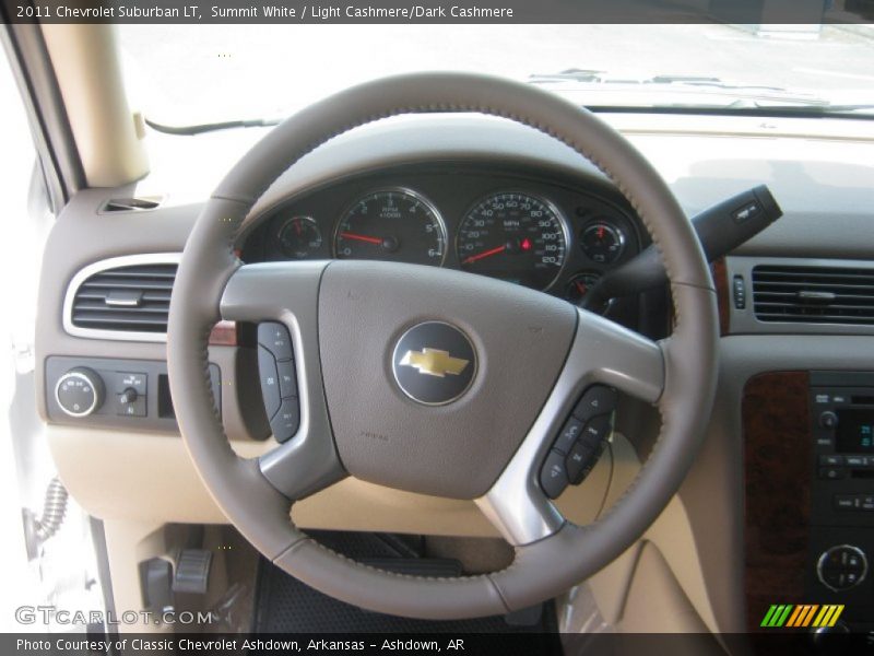 Summit White / Light Cashmere/Dark Cashmere 2011 Chevrolet Suburban LT