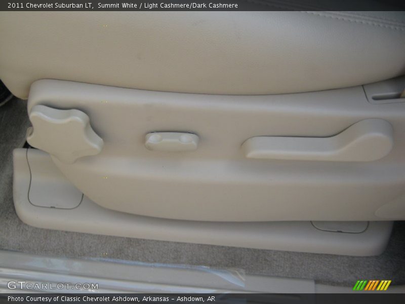 Summit White / Light Cashmere/Dark Cashmere 2011 Chevrolet Suburban LT