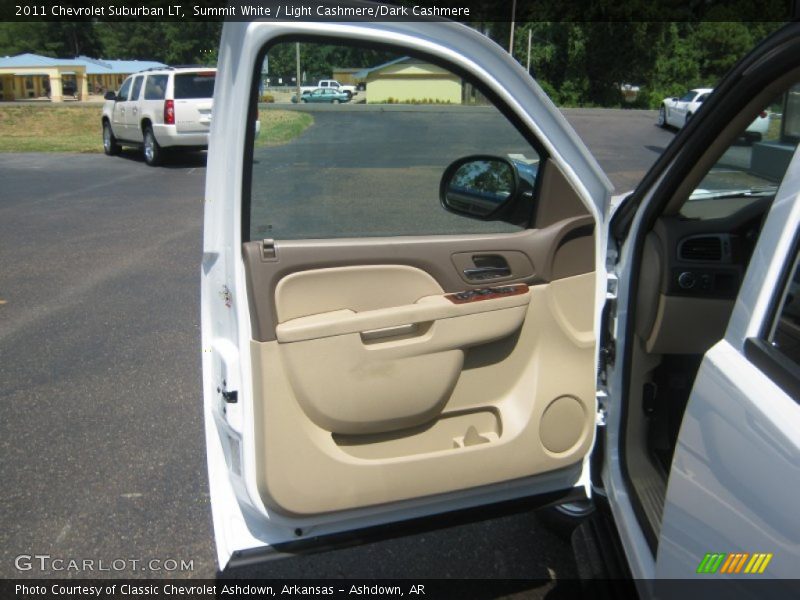 Summit White / Light Cashmere/Dark Cashmere 2011 Chevrolet Suburban LT