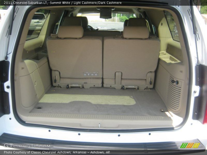 Summit White / Light Cashmere/Dark Cashmere 2011 Chevrolet Suburban LT