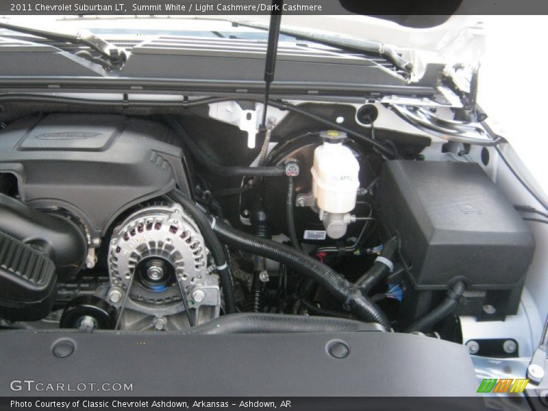 Summit White / Light Cashmere/Dark Cashmere 2011 Chevrolet Suburban LT