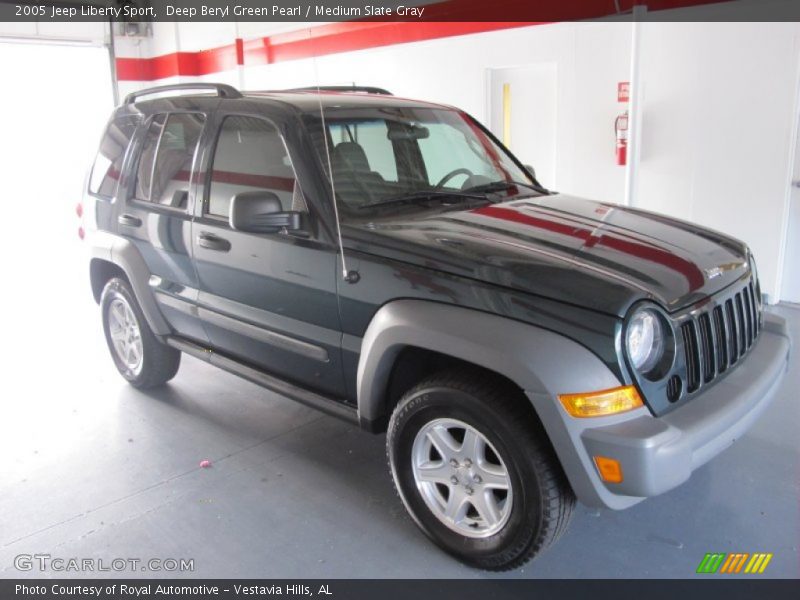 Deep Beryl Green Pearl / Medium Slate Gray 2005 Jeep Liberty Sport