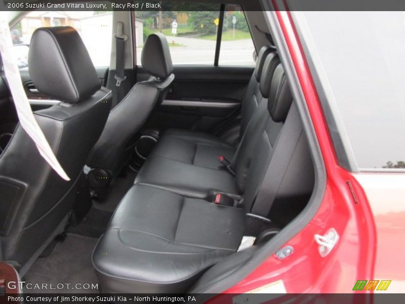  2006 Grand Vitara Luxury Black Interior