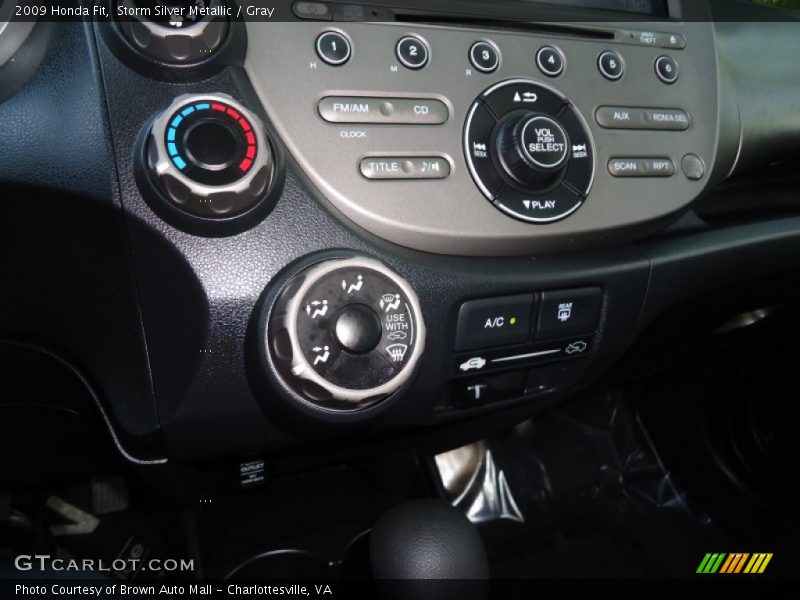 Controls of 2009 Fit 